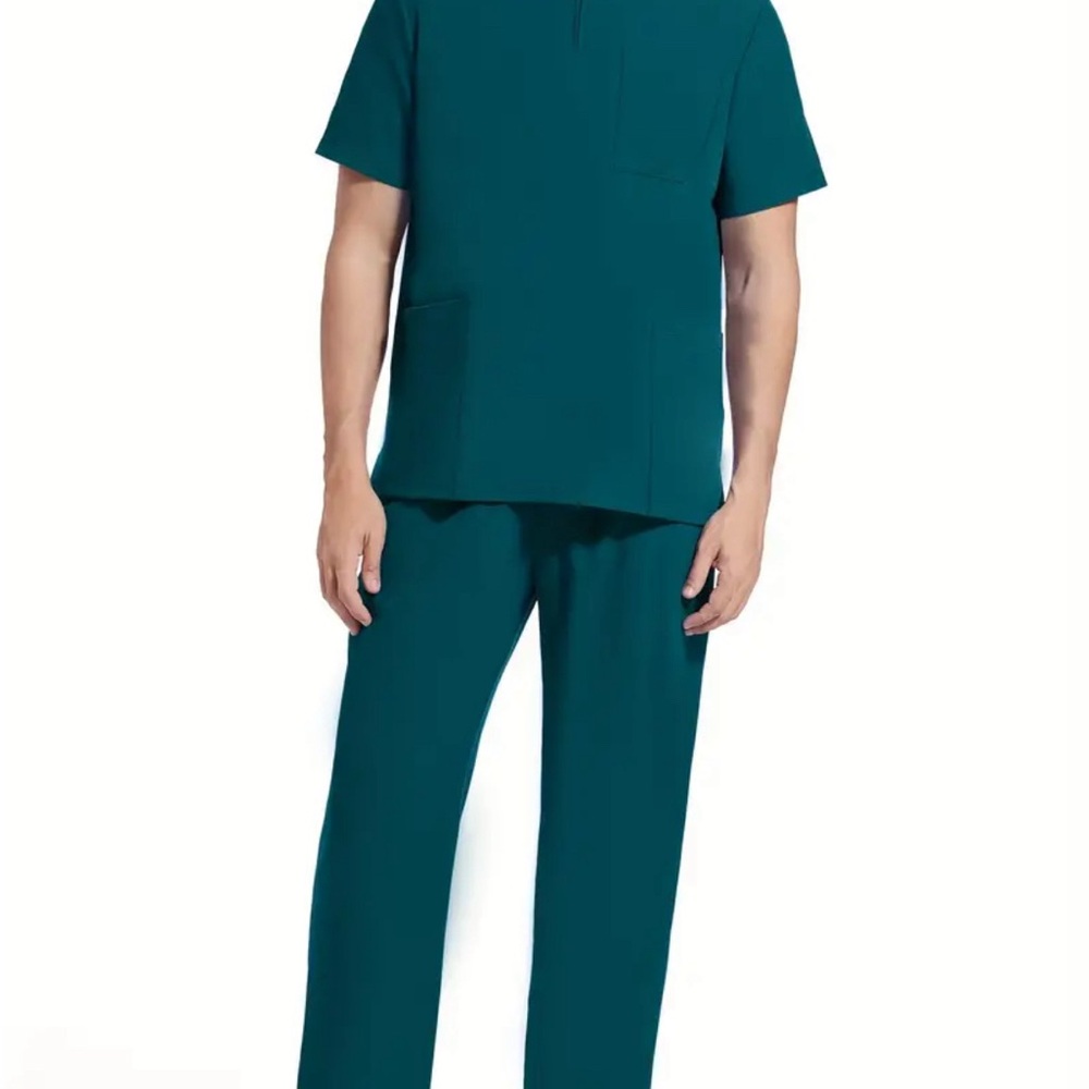 Men’s Scrubs